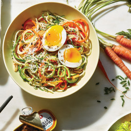 This Low-Calorie Carrot And Zucchini Pasta Is the Perfect Light Lunch
