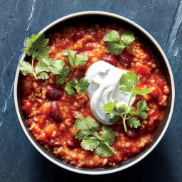 this-plant-based-hearty-bulgur-chili-has-just-274-calories-2810529.jpg