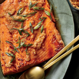 This Sesame Salmon With Kimchi-Miso Butter Has Just 366 Calories