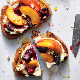 This Ultimate Breakfast Toast Tastes Decadent, but It's Perfectly Heal