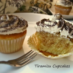 tiramisu-cupcakes.jpg