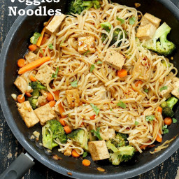 Tofu and Brown Rice Noodles in Hoisin Sauce