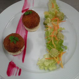 Tofu & courgete balls with pickled veg Red current glaze.