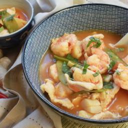 Tom Yum Soup with Chicken and Shrimp