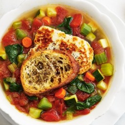 Tomato and Vegetable Soup With Halloumi