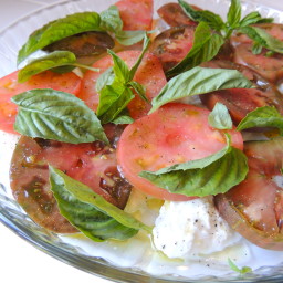 Tomatoes with Mozzarella and Basil