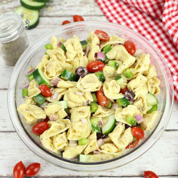 tortellini-pasta-salad-6b501c-5ebc2767236498a0d8c0af8e.jpg