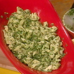 Tortellini with Spinach Walnut Pesto