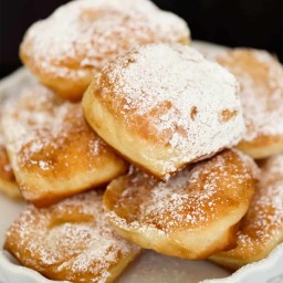 Tradition New Orleans Style Beignets Recipe