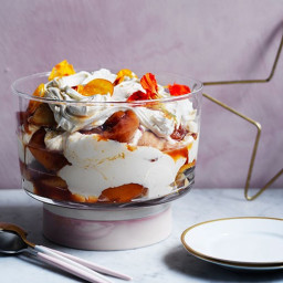 Trifle with madeleines, lemon curd and peaches