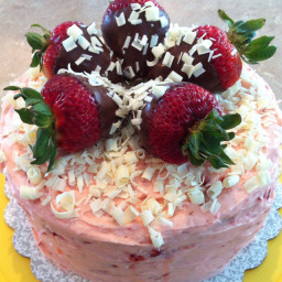 triple-decker-strawberry-cake-4.jpg