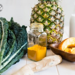 Tropical Turmeric Cleanser Green Smoothie