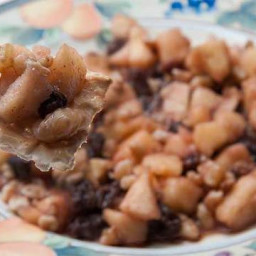 Try This Charoses Recipe, A Delicious Jewish Applesauce!