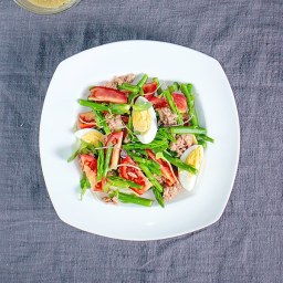 tuna-asparagus-salad-with-microgreens-recipe-2399245.jpg