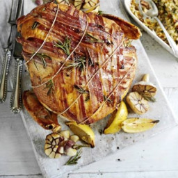 Turkey crown with roast garlic and pancetta