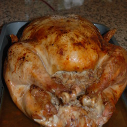 turkey-stuffed-with-apple-pecan-dre.jpg