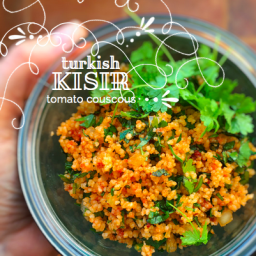 turkish-kisir-tomato-couscous-salad-recipe-1600910.png