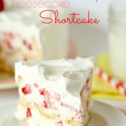 Twinkie Strawberry Cheesecake Shortcake