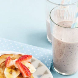 Two-minute breakfast smoothie