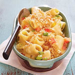 two-pepper-rigatoni-and-cheese-1581470.jpg