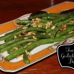 Two Way Garlicky Green Beans