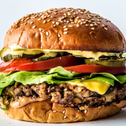 ultimate-veggie-burger-1648368.jpg