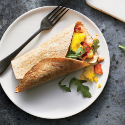 Upgrade Your Breakfast With These Bacon, Arugula, and Egg Wraps