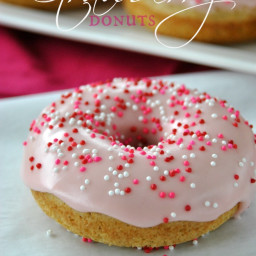 vanilla-bean-baked-donuts-with-strawberry-frosting-1207306.jpg
