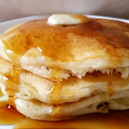 Vanilla Cinnamon Buttermilk Pancakes