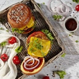 Vegan Burger with Violife Slices with Mature Cheddar Flavour