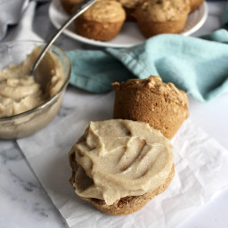 Vegan Carrot Cake Muffins with Maple Cashew Frosting