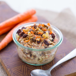 vegan-carrot-cake-overnight-oats-1741320.jpg