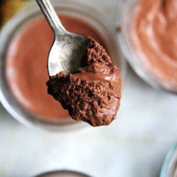 Vegan Chocolate Mousse with Aquafaba and Almond milk