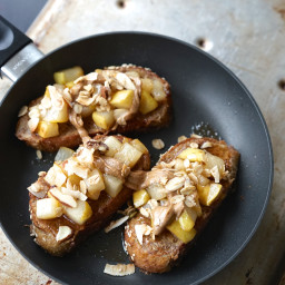 Vegan French Toast with Cinnamon Maple Pears