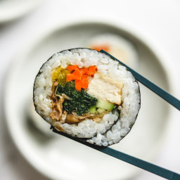 Vegan Kimbap with Tofu (Korean Sushi Roll)