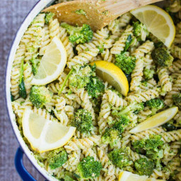Vegan Lemon Broccoli Pasta Salad