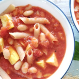 Vegan One Pot Pasta with Tomato, Zucchini, and Beans