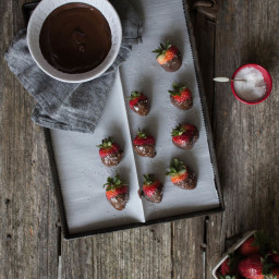 Vegan Salted Chocolate Covered Strawberries