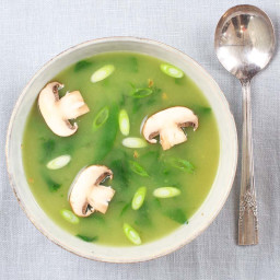Vegan Spinach Soup with Ginger Broth