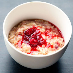vegan-toasted-oatmeal-with-maple-sy-2.jpg
