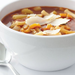vegetable-and-tomato-pasta-soup-2429074.jpg