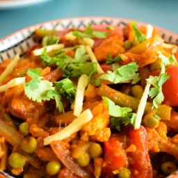 Vegetable jalfrezi – Indian vegetable curry