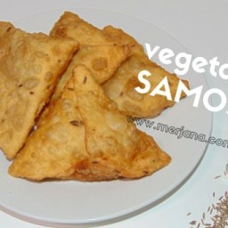 vegetable-samosa-1446656.jpg