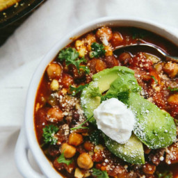 vegetarian chili and skillet cornbread