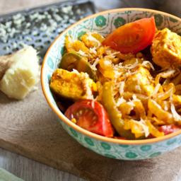 Vegetarian curry with Indian cheese, tomatoes and peppers (paneer jalfrezi)