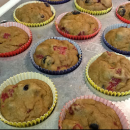 very-berry-muffins-vegan-2.jpg