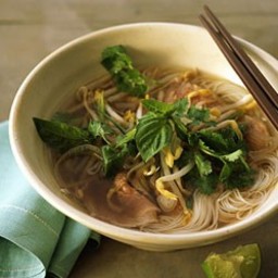 Vietnamese Beef Noodle Soup with Ginger