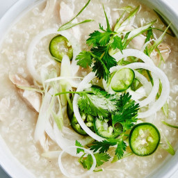 Vietnamese Chicken Soup With Rice