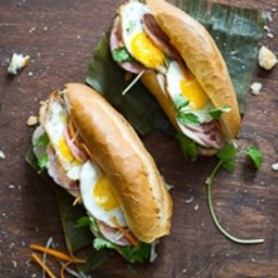 Vietnamese Fried Egg Banh Mi Recipe (Banh Mi Trung Op La)- The Bang Me