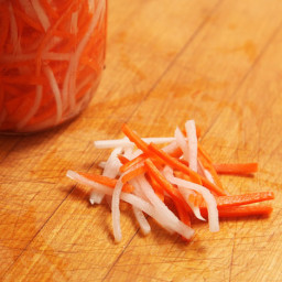 Vietnamese Pickled Daikon and Carrots for Banh Mì (Do Chua) Recipe